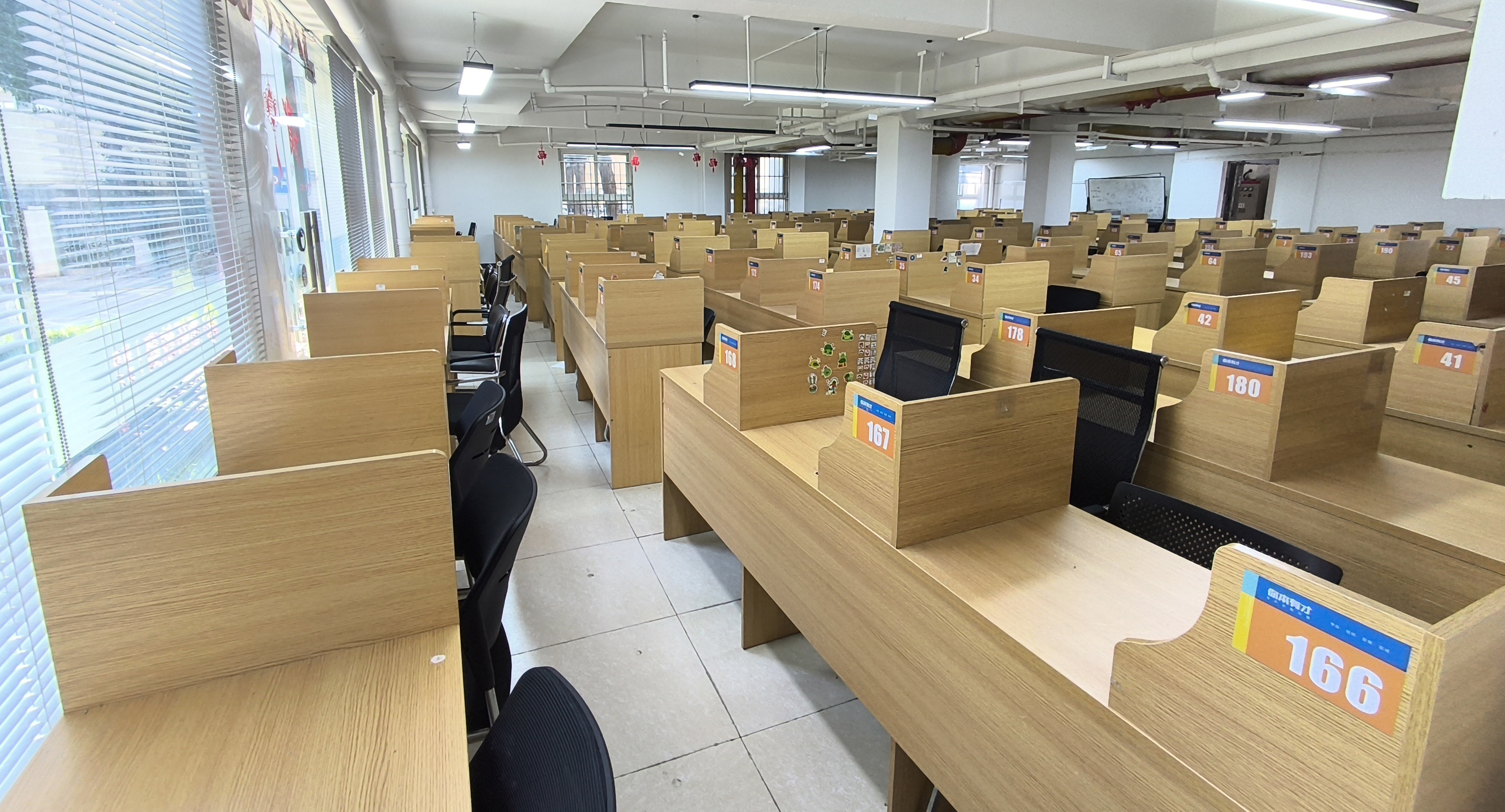 1762938775187599.jpg 1762938775187599.jpg